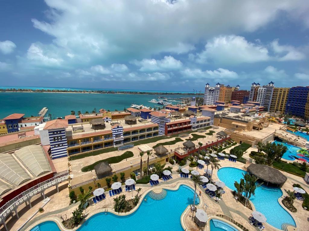Porto Marina Resort Chalets Families Only El-Alameyn Dış mekan fotoğraf