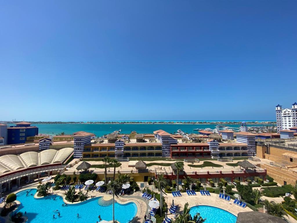 Porto Marina Resort Chalets Families Only El-Alameyn Dış mekan fotoğraf