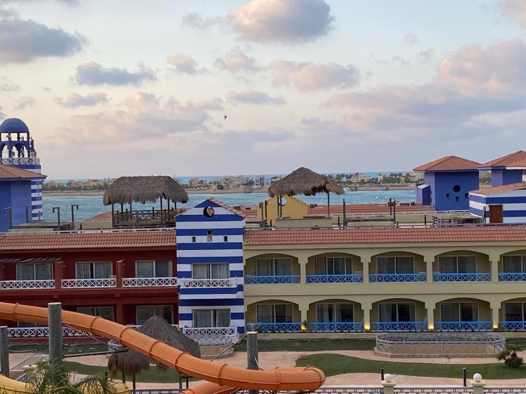 Porto Marina Resort Chalets Families Only El-Alameyn Dış mekan fotoğraf