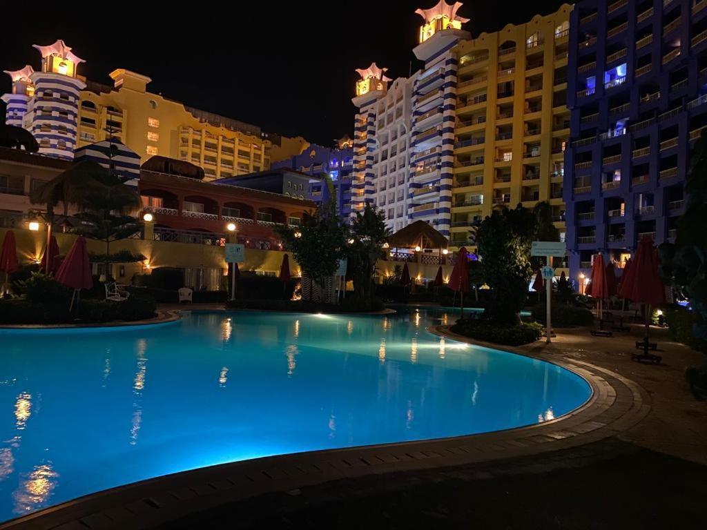 Porto Marina Resort Chalets Families Only El-Alameyn Dış mekan fotoğraf