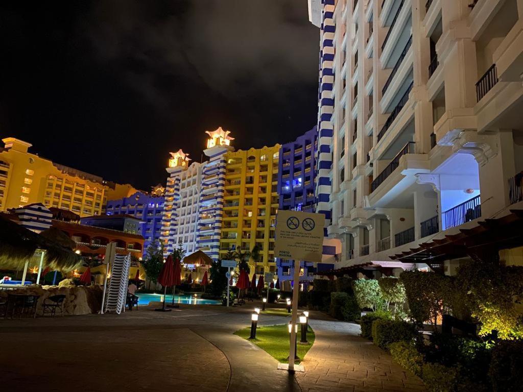 Porto Marina Resort Chalets Families Only El-Alameyn Dış mekan fotoğraf