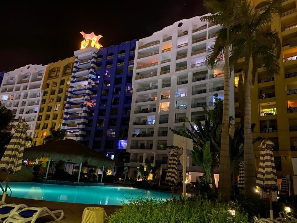 Porto Marina Resort Chalets Families Only El-Alameyn Dış mekan fotoğraf
